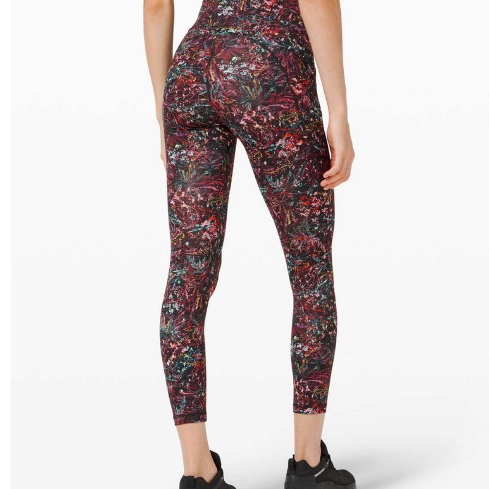 Lululemon NWOT Invigorate High-Rise Tight 25" Size 8